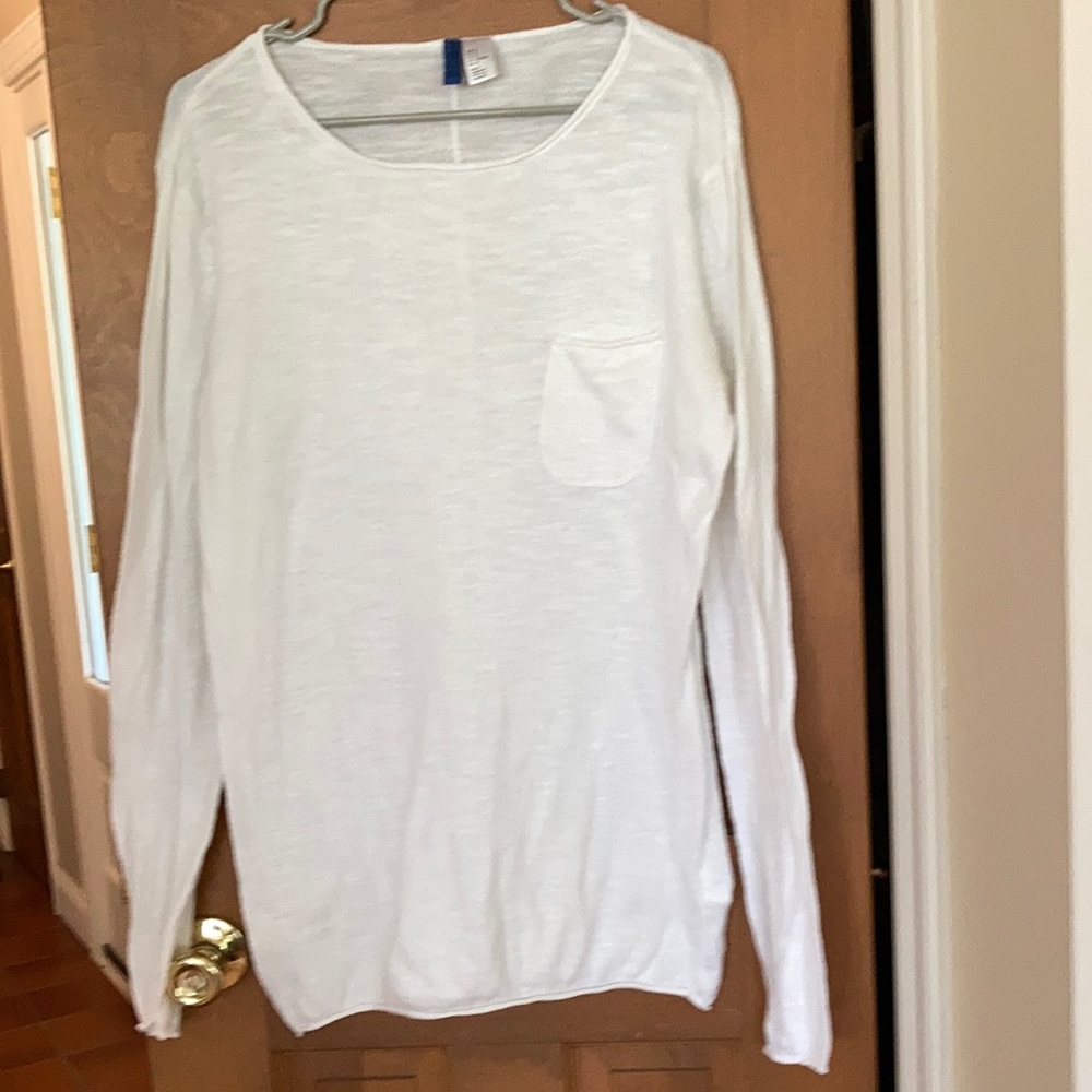 Men’s white soft thin summer sweater